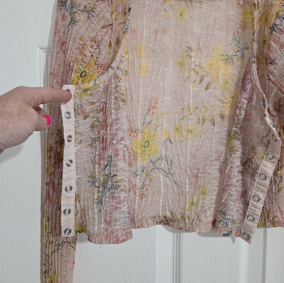 Free People Angelina Cropped Blouse Shirt Women's XS Floral Pleated Scoop Neck - Picture 6 of 12